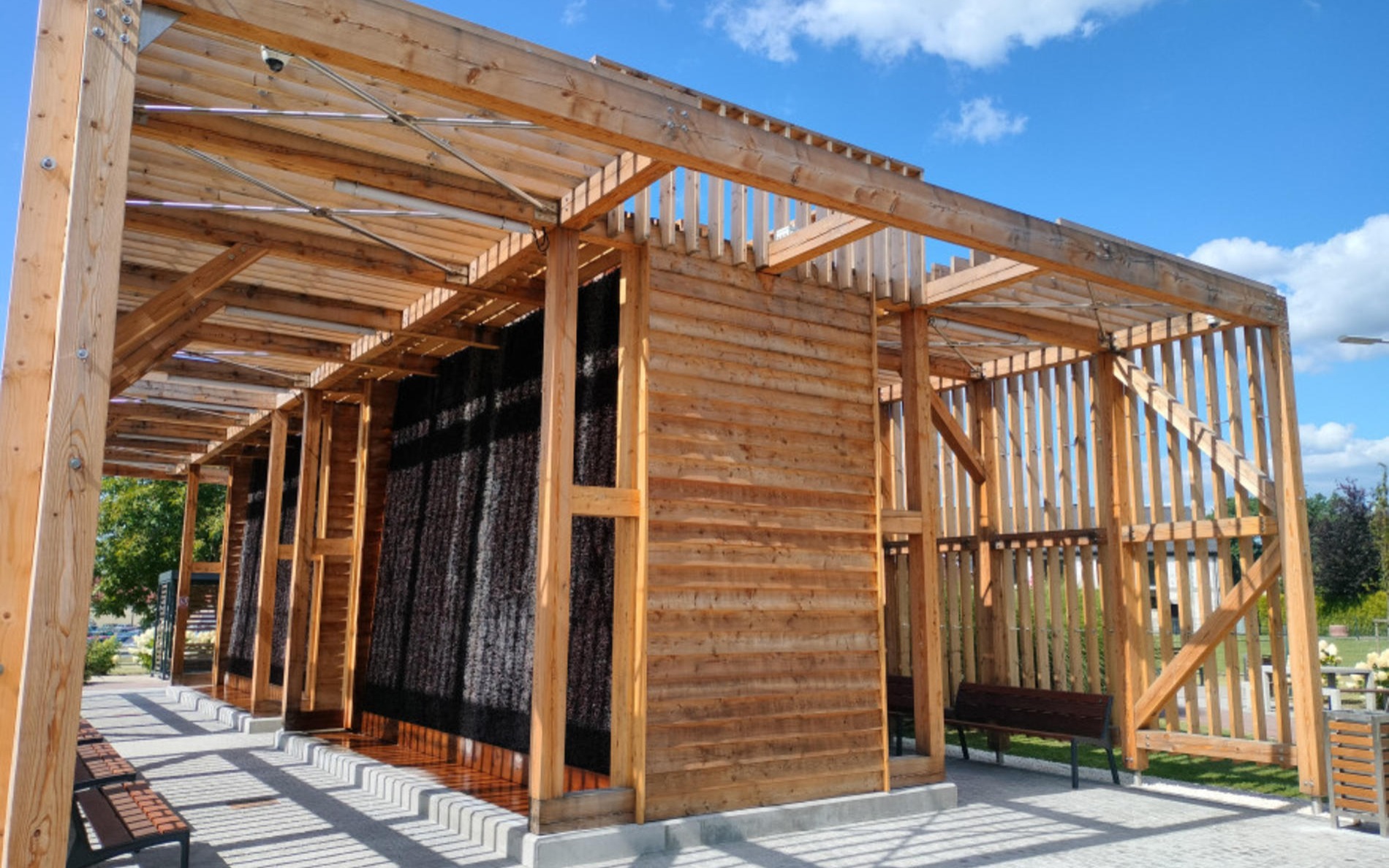 Mieszkańcy Zatora i okolic korzystają z nowej tężni – FOTO