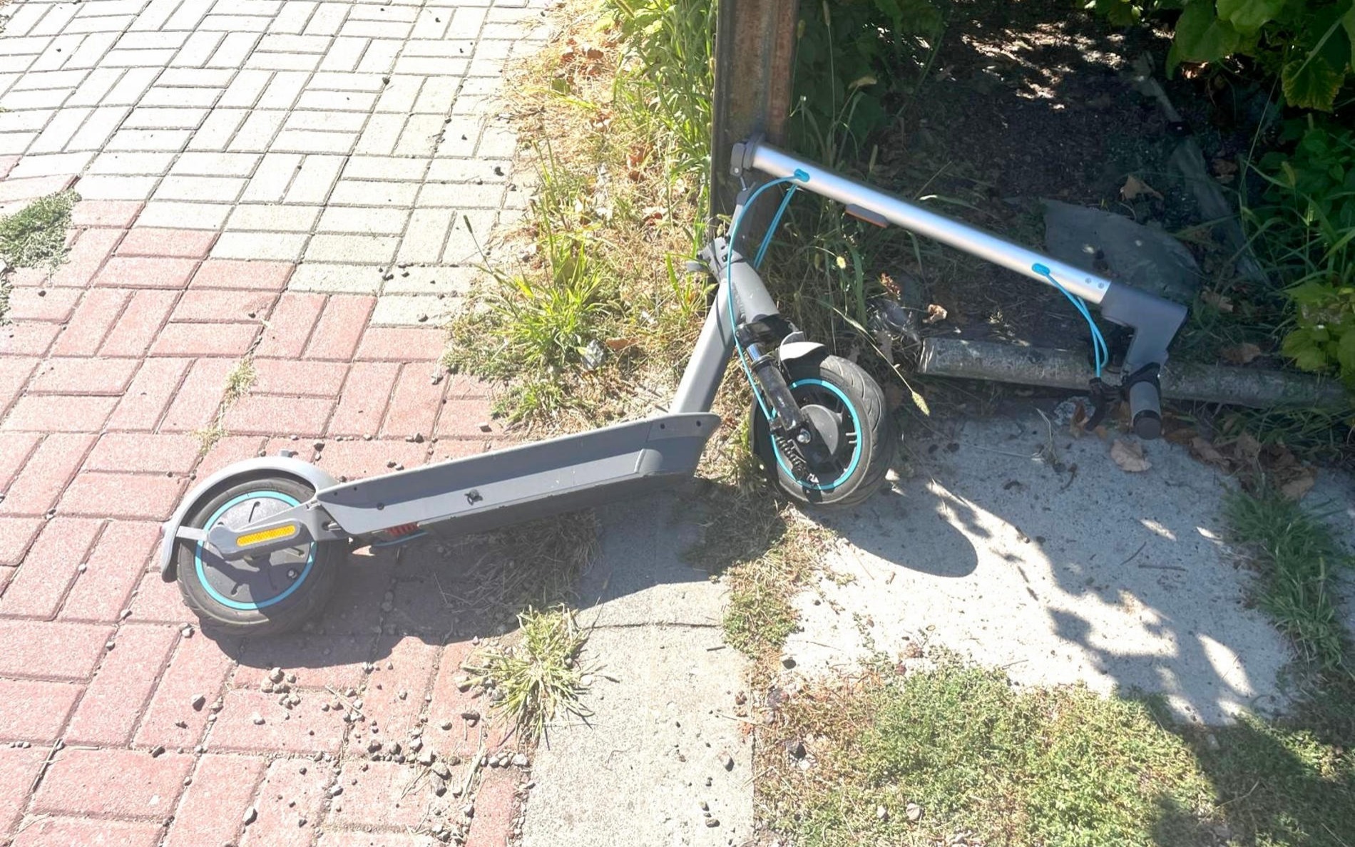 39-latka ranna po zderzeniu z fiatem. Jechała na hulajnodze