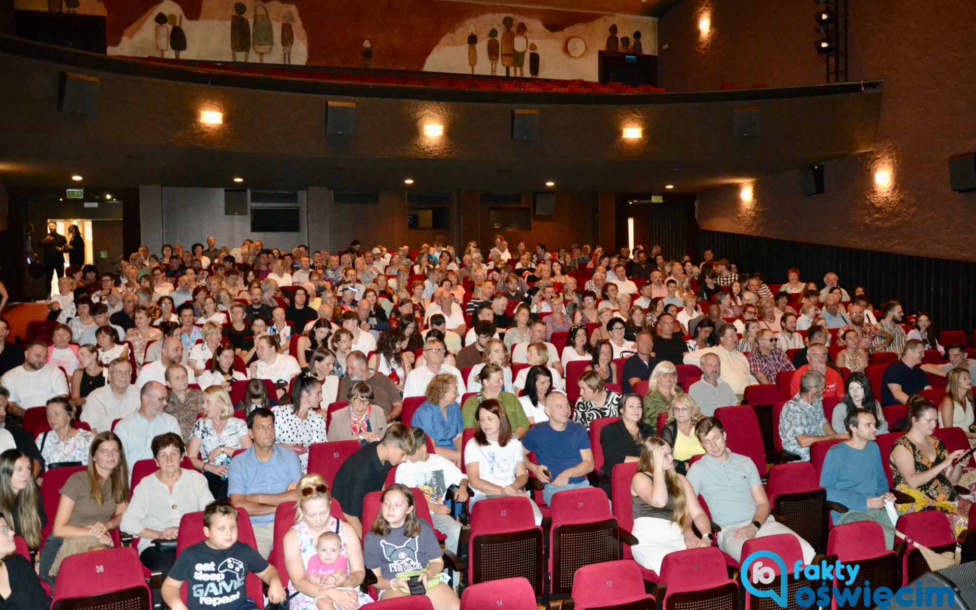 Emocje i brawa. Premiera „Roku 2020” w OCK – FOTO