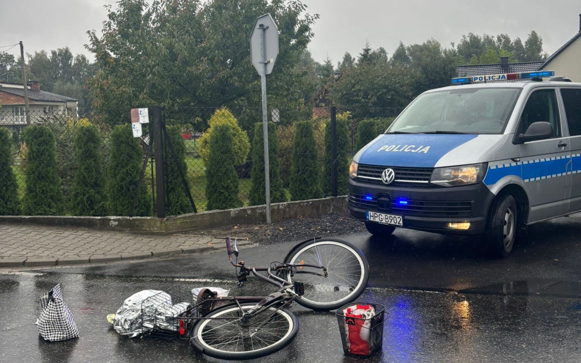 Rowerzystka trafiła do szpitala po wypadku w Nowej Wsi