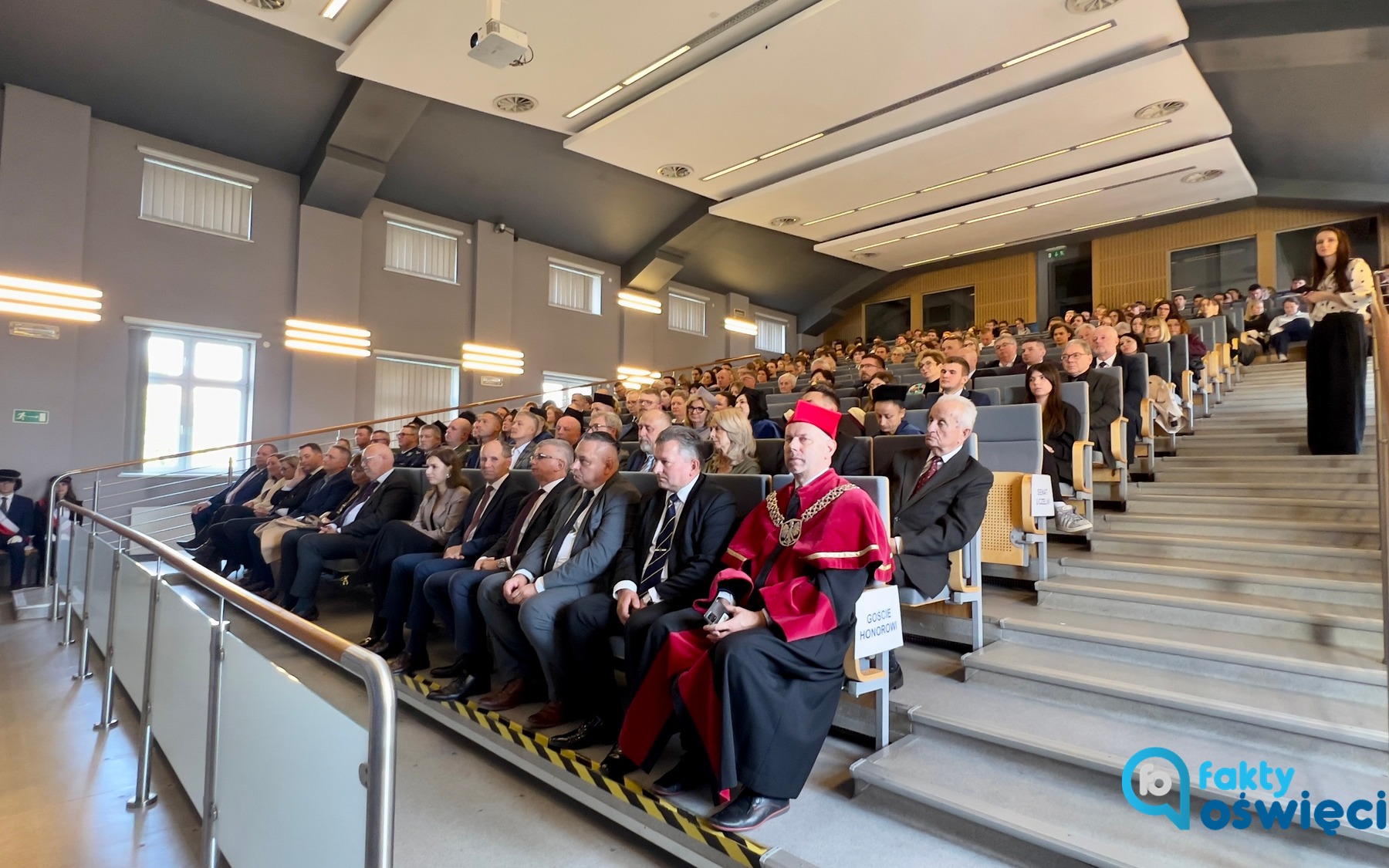 Uczelnia w Oświęcimiu powitała studentów na 21. inauguracji – FOTO