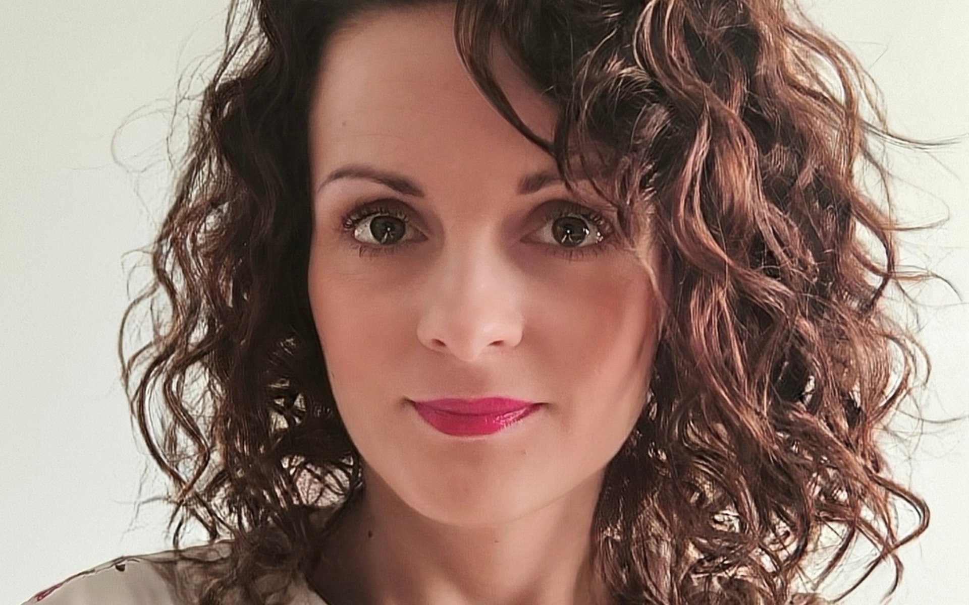 O Alzheimerze z empatią i zrozumieniem. Spotkanie z Pauliną Wójtowicz