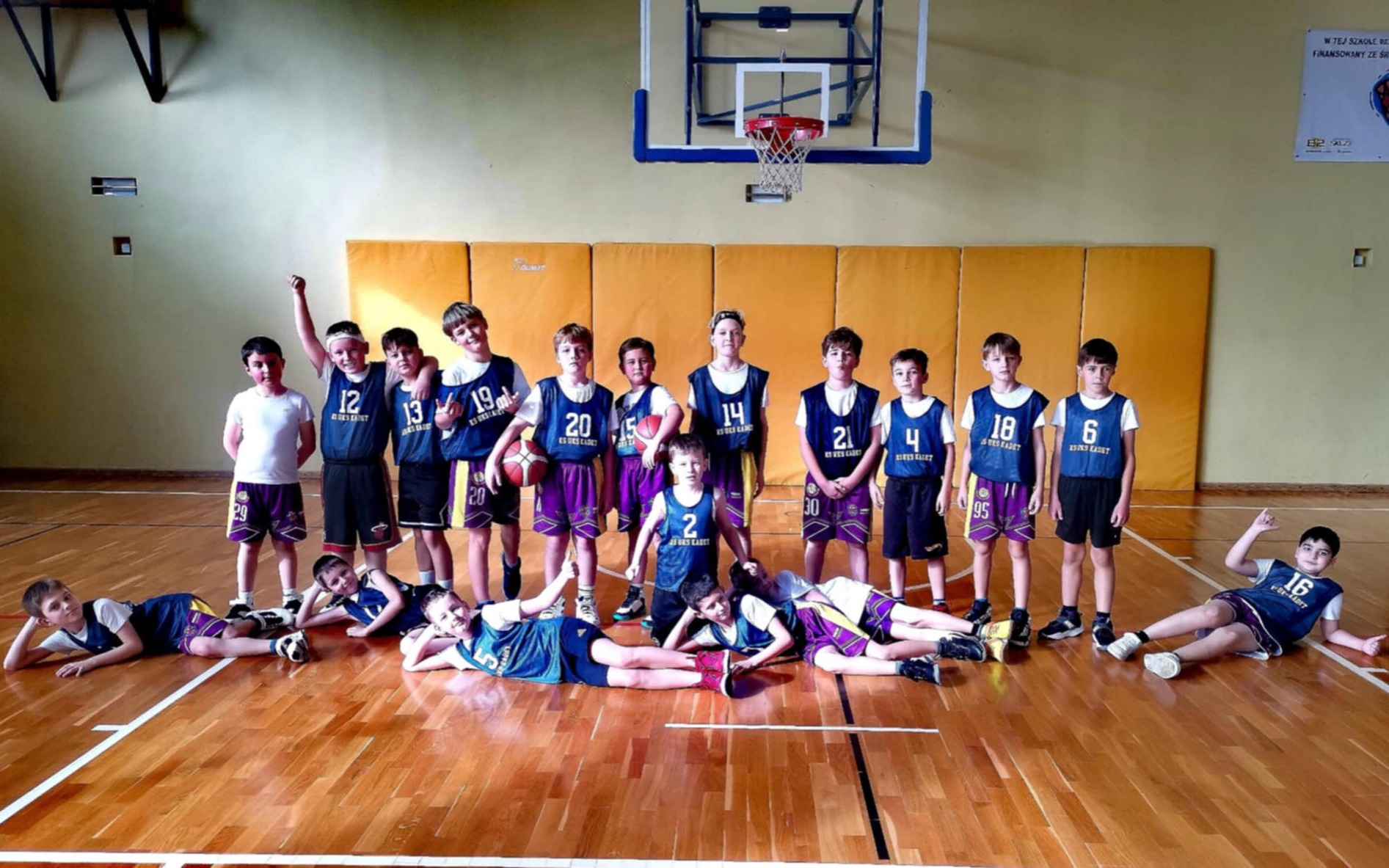 Bombowy debiut. Koszykarski narybek ma się doskonale