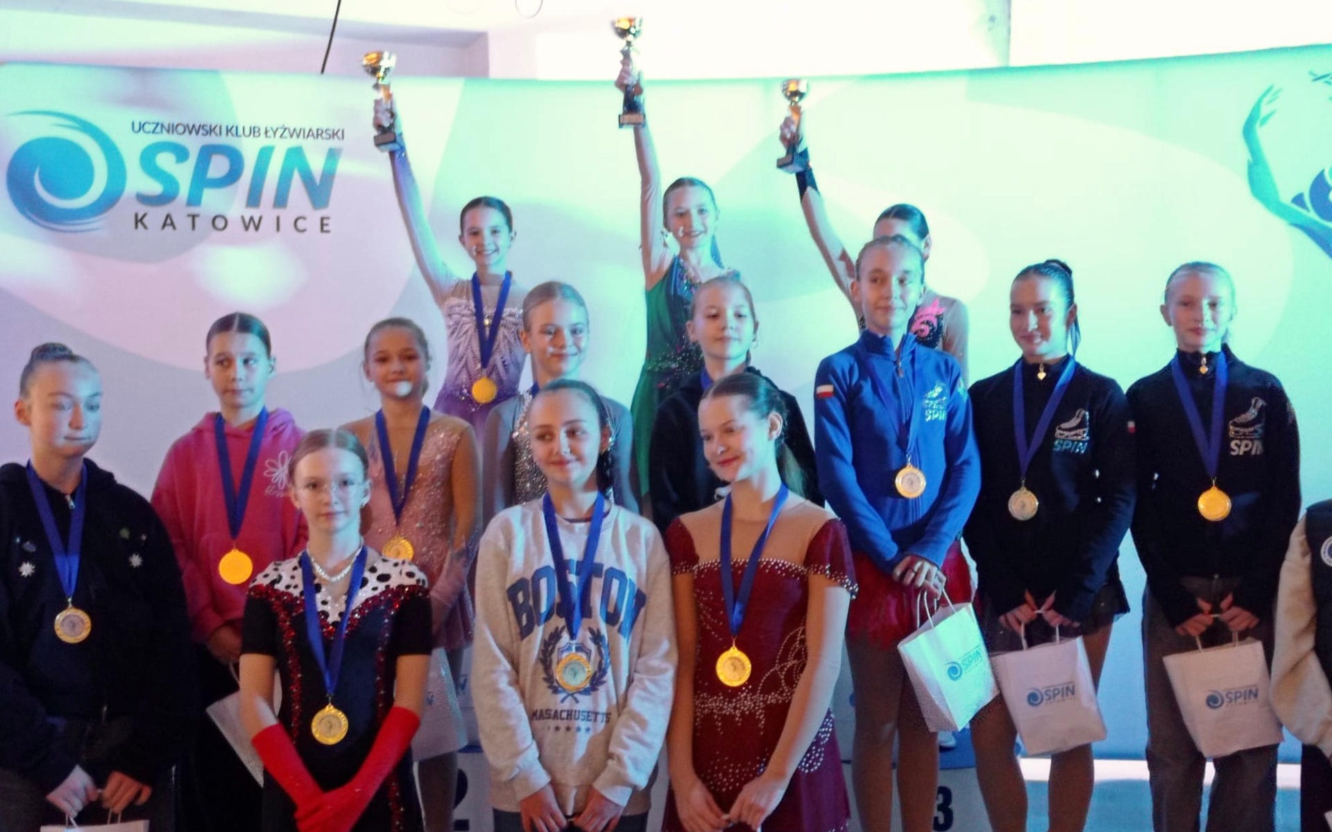 Nowe rekordy, nowe medale łyżwiarzy UKŁF Unii – FOTO