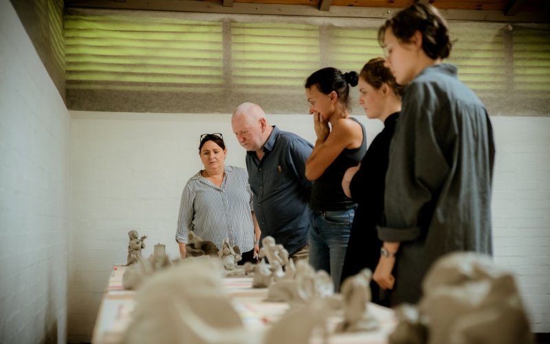 „Nadzieja” w rzeźbie. Młodzi artyści pokażą swoje prace – FOTO