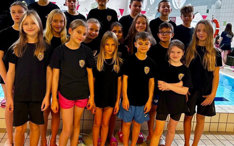 Ósemka pływa na medal – FOTO 