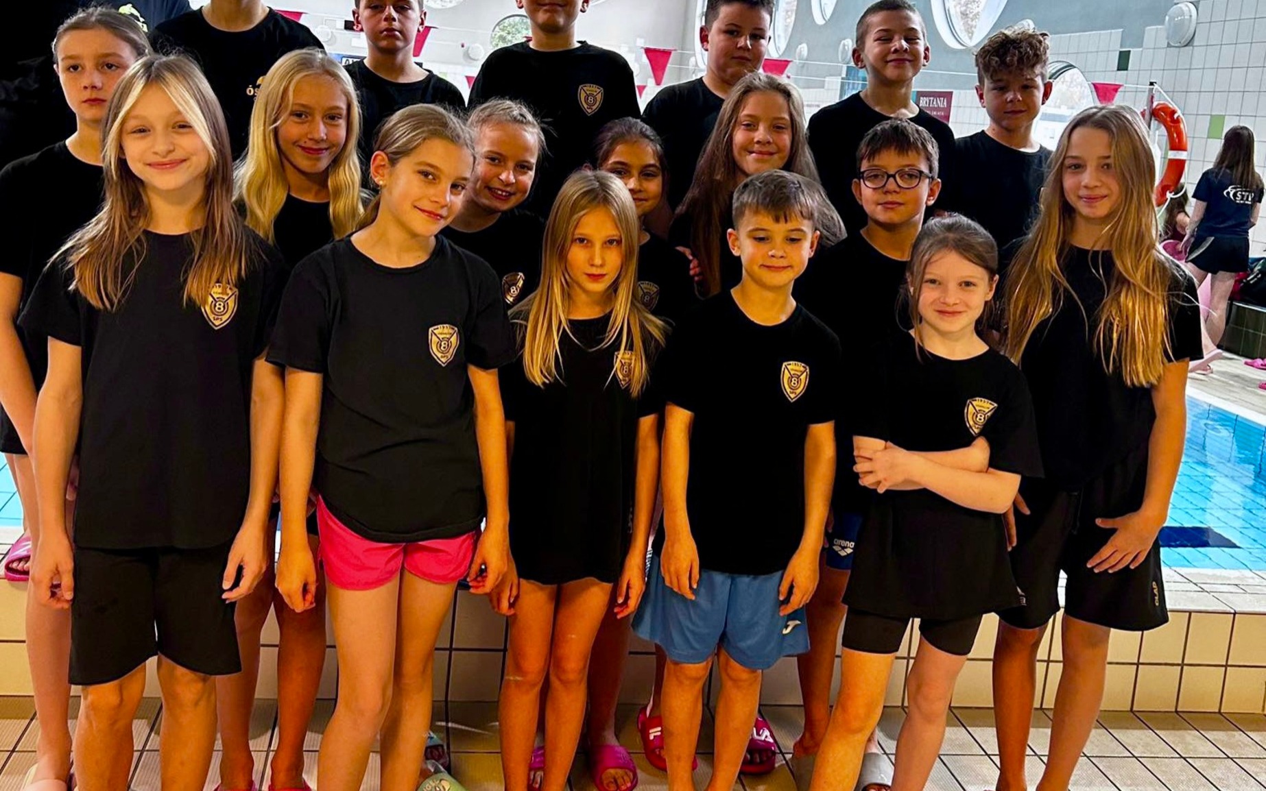 Ósemka pływa na medal – FOTO 