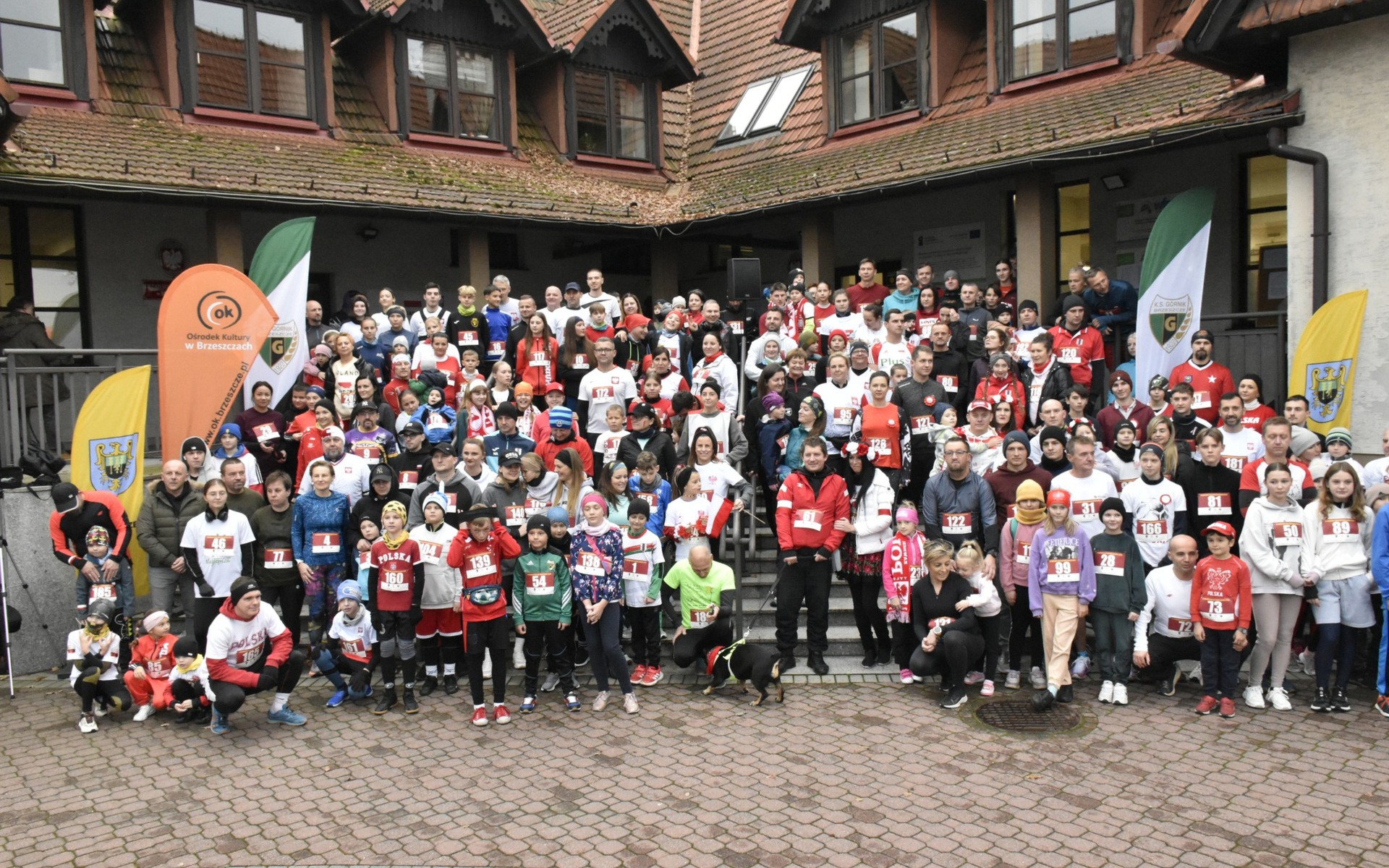 Ponad 200 uczestników VI Rodzinnego Biegu Niepodległości – FOTO