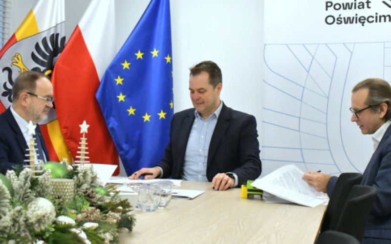 Powiat inwestuje w bezpieczną i nowoczesną infrastrukturę drogową