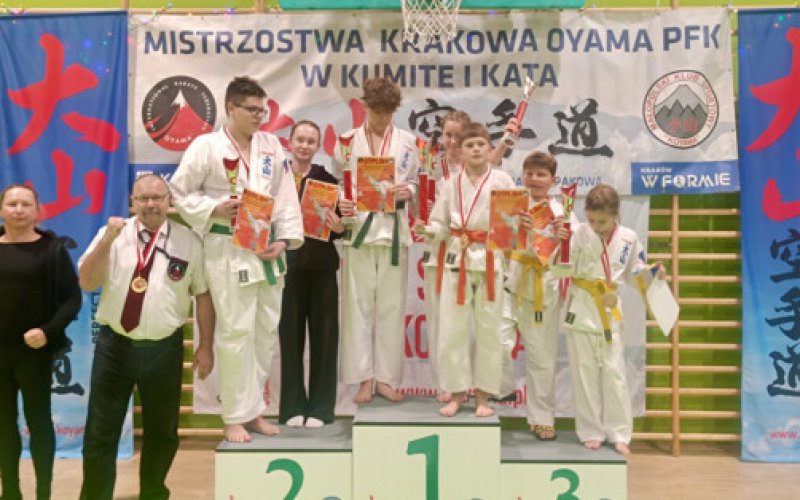 Grad medali. Brzeszczanie na matach Krakowa i Tychów - FOTO