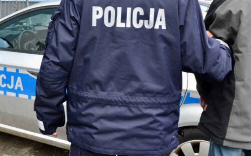 Poszukiwany 30-latek wpadł w markecie w Bielanach