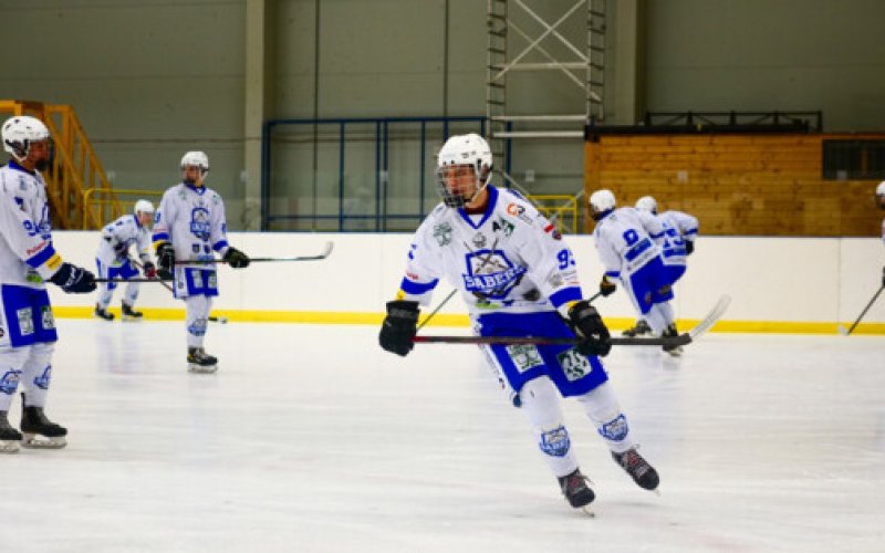 Szable kończą rok zwycięstwami nad góralami