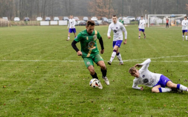 Porębianie na autostradzie do awansu