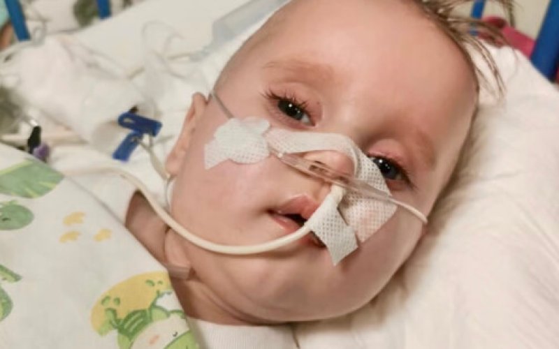 Małgosia ma 9 miesięcy i jest po operacji guza. Potrzebna pomoc