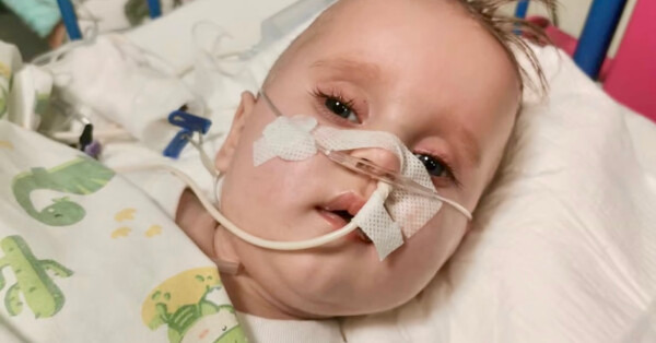 Małgosia ma 9 miesięcy i jest po operacji guza. Potrzebna pomoc