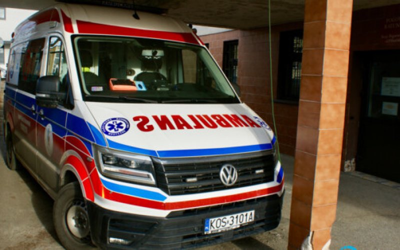 Karetka w Brzeszczach wyjeżdżała w nocy 13 razy - FOTO