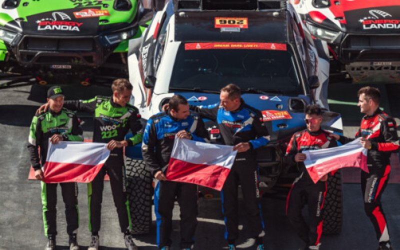 Walka z nawigacją w sercu pustyni - FOTO