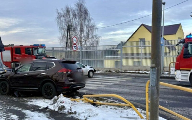 Zdarzenie na krajówce w Oświęcimiu. Kobieta trafiła do szpitala