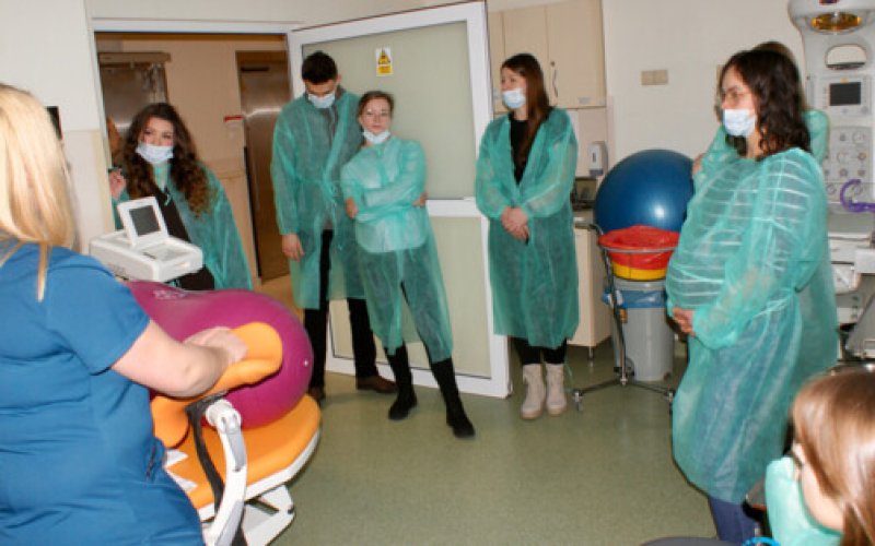 Aż chce się rodzić w Oświęcimiu - FILM, FOTO