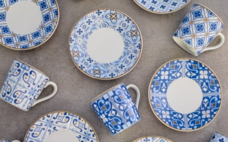 Ręcznie malowana historia: dlaczego kamionka Bloomingville to must-have w kuchni miłośnika designu?