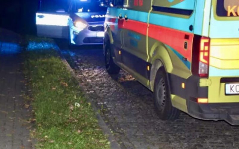 Akcja ratunkowa na basenie. 62-latek w szpitalu