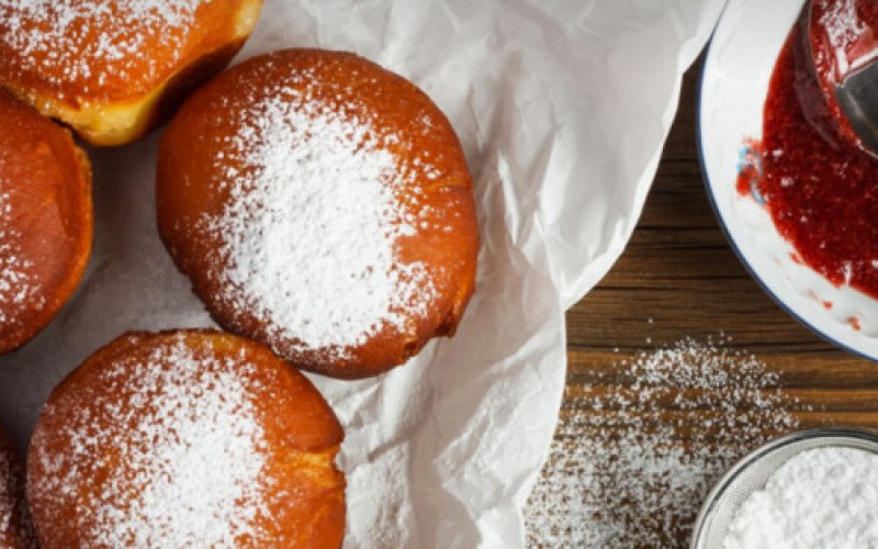 Dzisiaj Tłusty Czwartek. Gdzie zjeść najlepsze pączki?