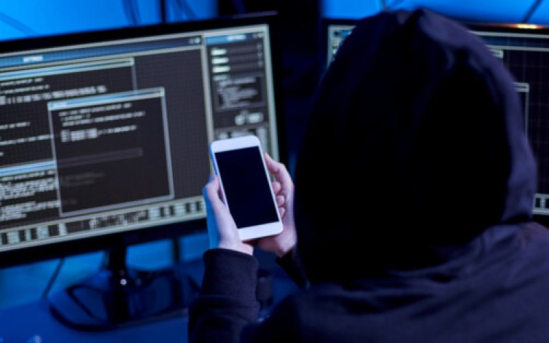 Oszust „na inżyniera z platformy” wyłudził 2500 dolarów