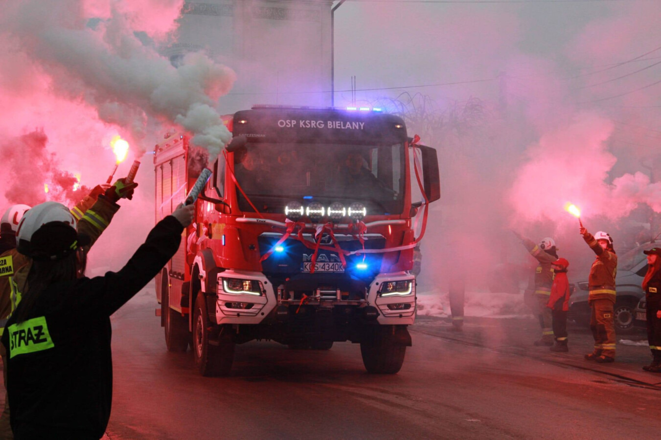 Druhowie w Bielanach odebrali średni wóz MAN GBA - FOTO