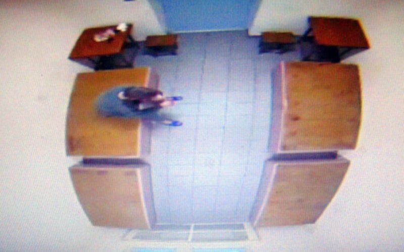 Kradzież w markecie zakończyła się zatrzymaniem poszukiwanej