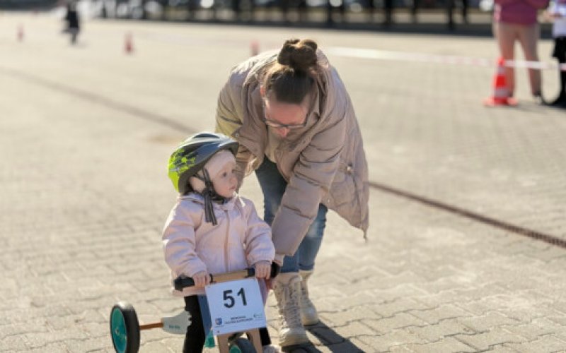 Przełaje w Kętach. Kilkuset kolarzy kolarzy na trasie - WYNIKI, FOTO
