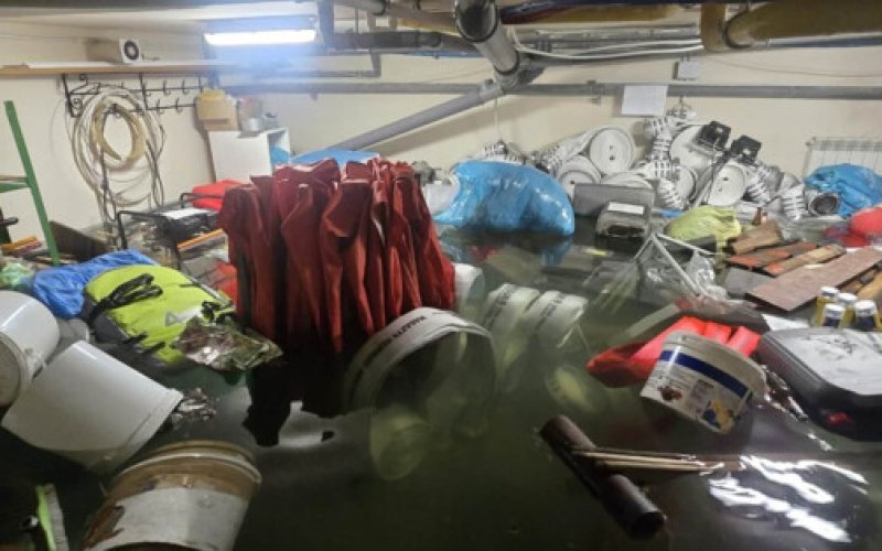 Woda zniszczyła sprzęt strażaków z Brzeszcz. Wesprzyj ich - FOTO