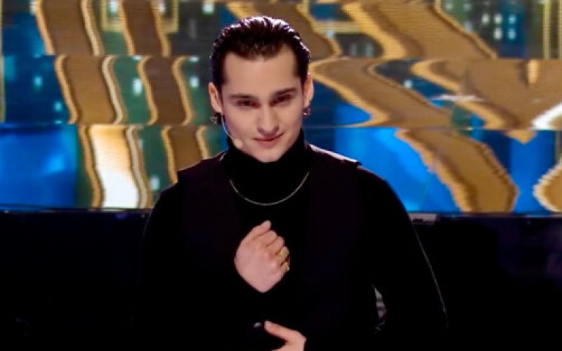 Iluzjonista z Kęt podbił scenę Mam Talent - FILMY