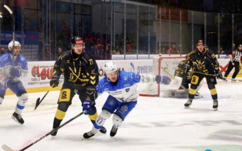 Zwroty akcji, dublet Petrasa i cios w dogrywce