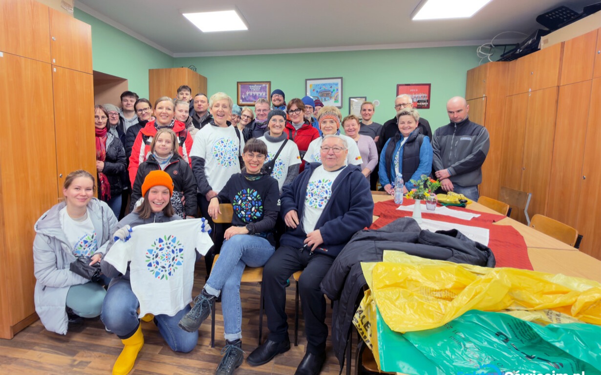 Operacja Czysta Rzeka w Brzezince, czyli o ponad 30 takich, co wybrali sprzątanie - FILM, FOTO