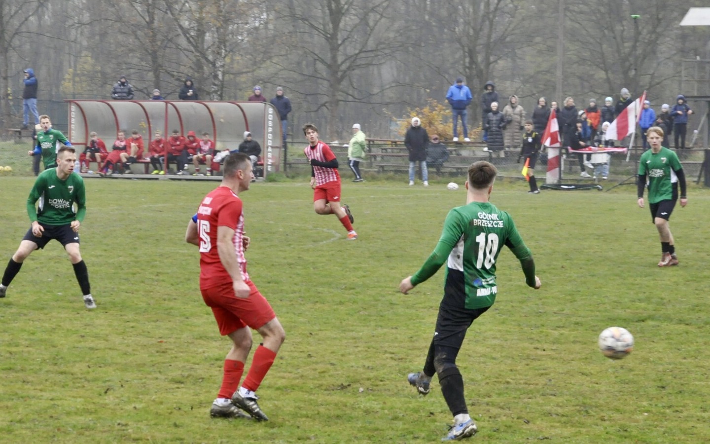 Bobry odpierają atak Skawy. Sprawdź niedzielne wyniki