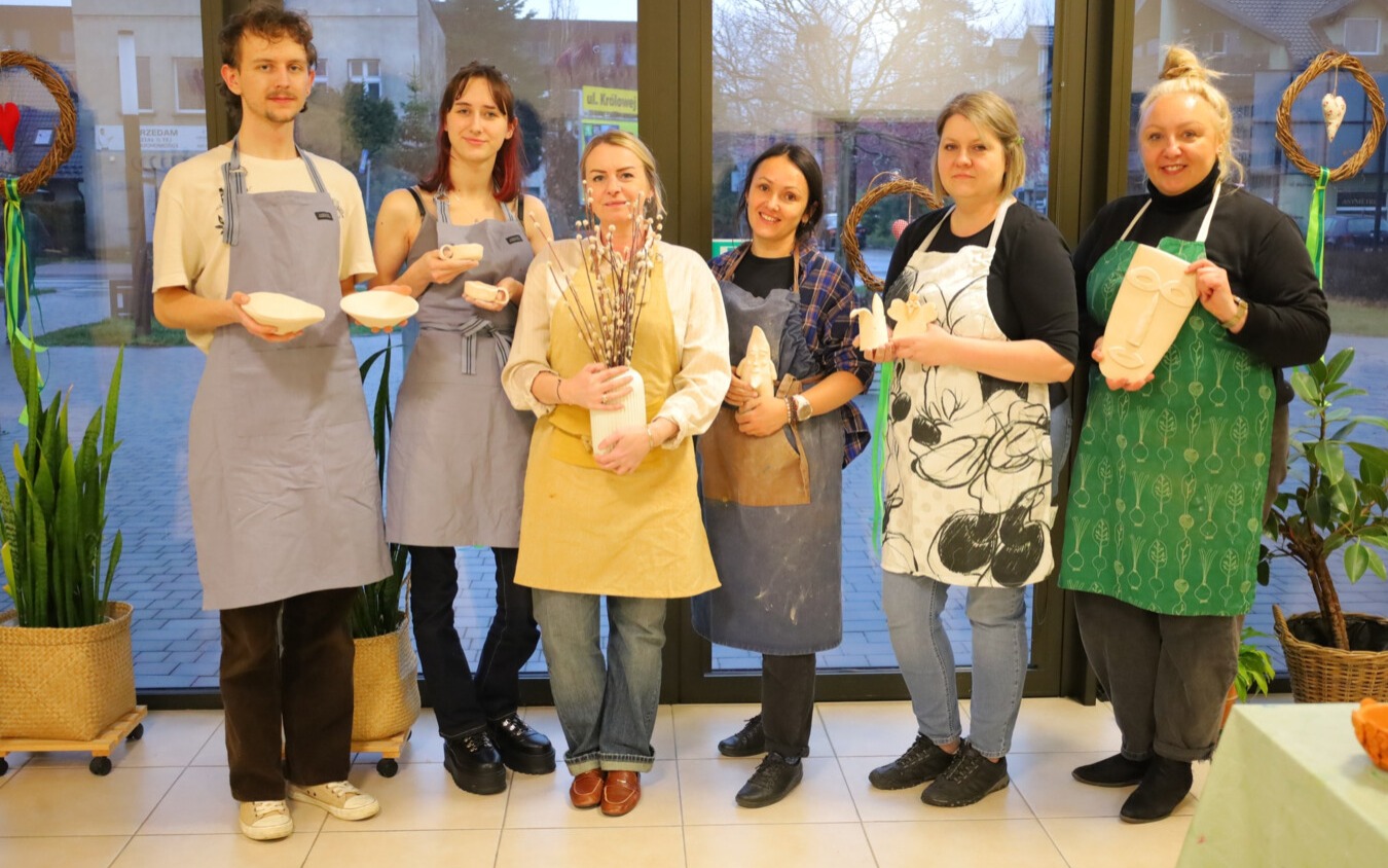 Szkliwienie, które nadaje charakter. Kolejne warsztaty na Zasolu - FOTO