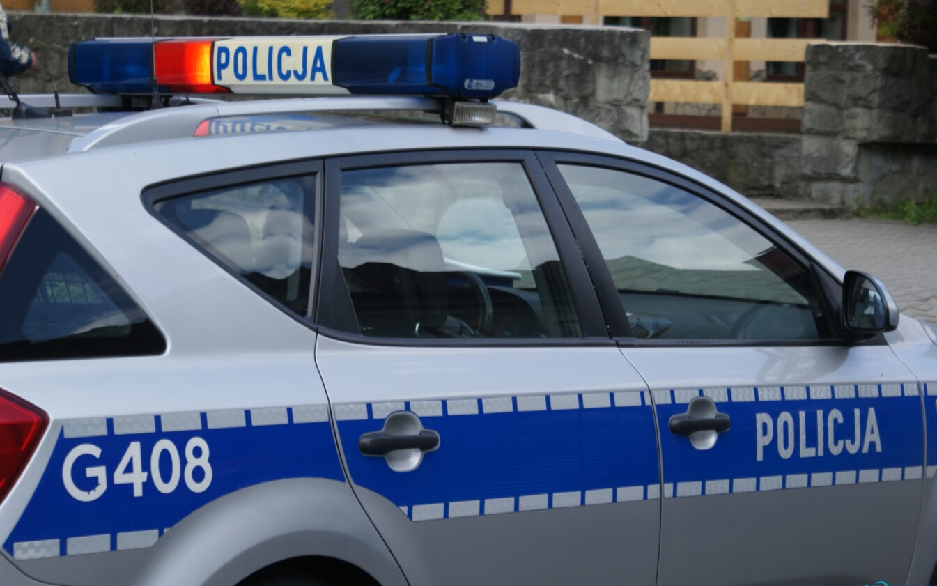 Na widok radiowozu wziął nogi za pas