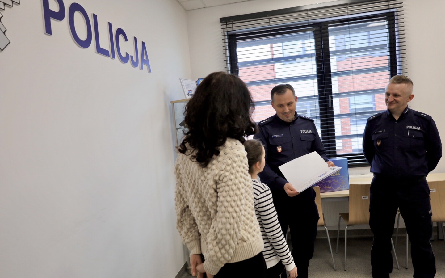 9-latka uratowała dziadka, policja ją uhonorowała