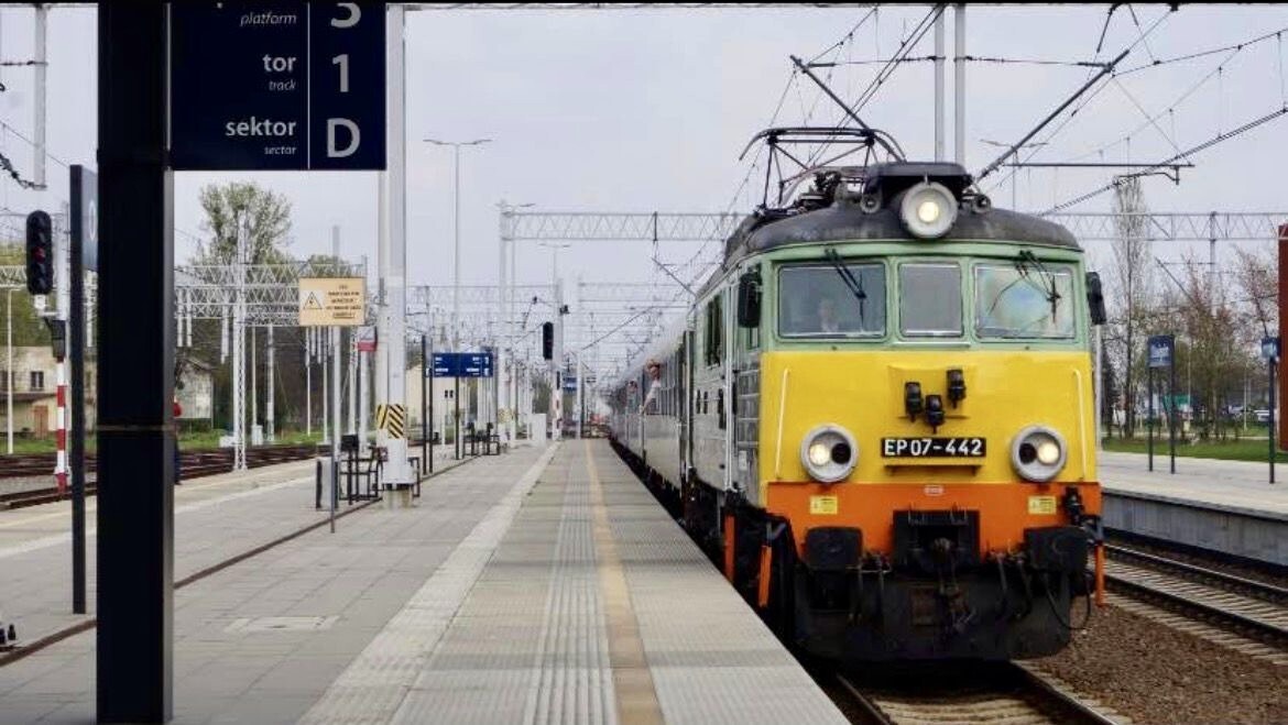 Retro pociąg zachwycił w Oświęcimiu i Kętach - FILM