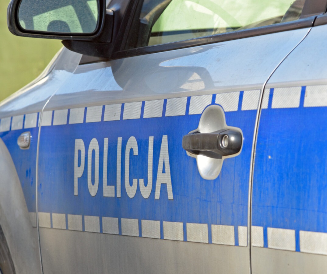 Sprzedawała komodę, straciła prawie 33 tysiące złotych