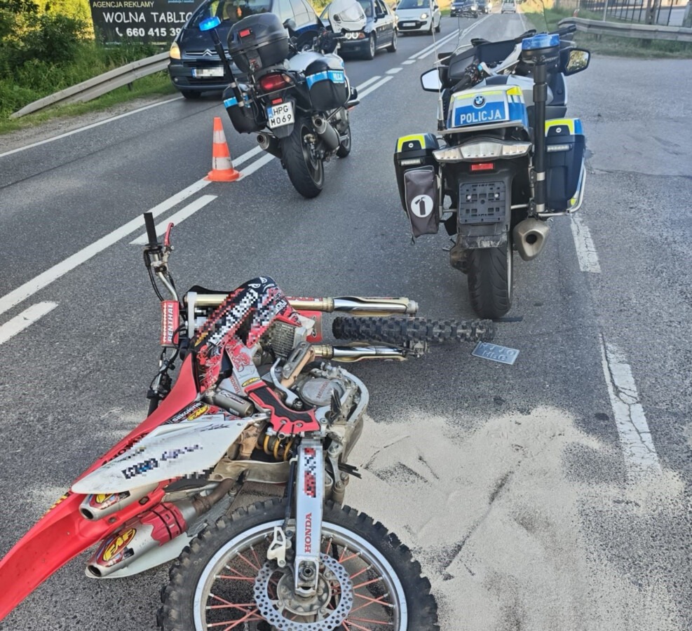 Pościg za motocyklistą. Policjanci nie wiedzieli, że ścigają nieletniego