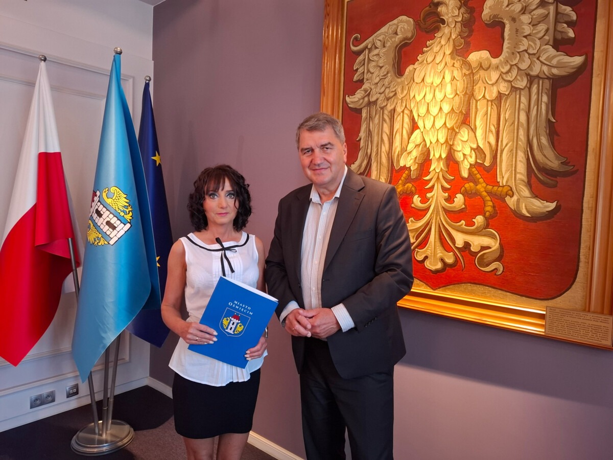 Pokieruje miejskimi przychodniami do czasu wyboru nowego dyrektora