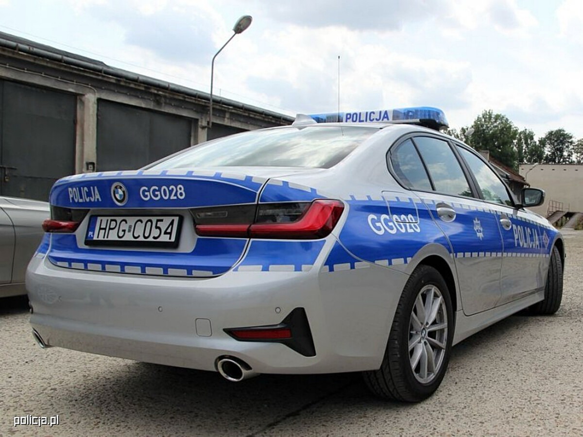 Pijany 44-latek jechał dostawczakiem po drodze krajowej