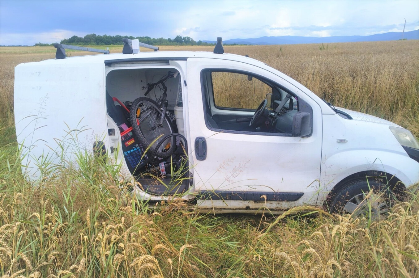 Pościg w Bulowicach. Lokalni Bonnie i Clyde uciekali przed policjantami