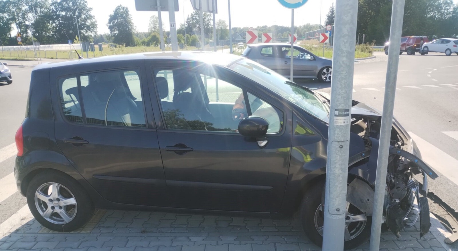 Karambol na rondzie. Uczestnicy to mieszkańcy gminy Oświęcim