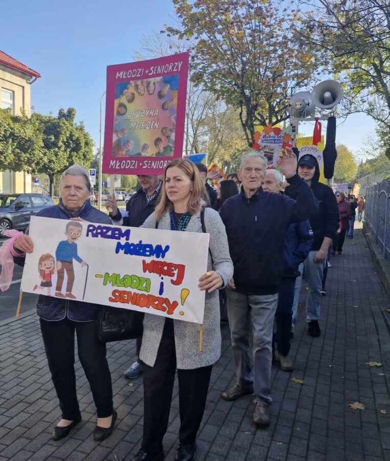 Od wielkiego balu po Spacer Pokoleń. Seniorzy zakończyli swój tydzień - FOTO