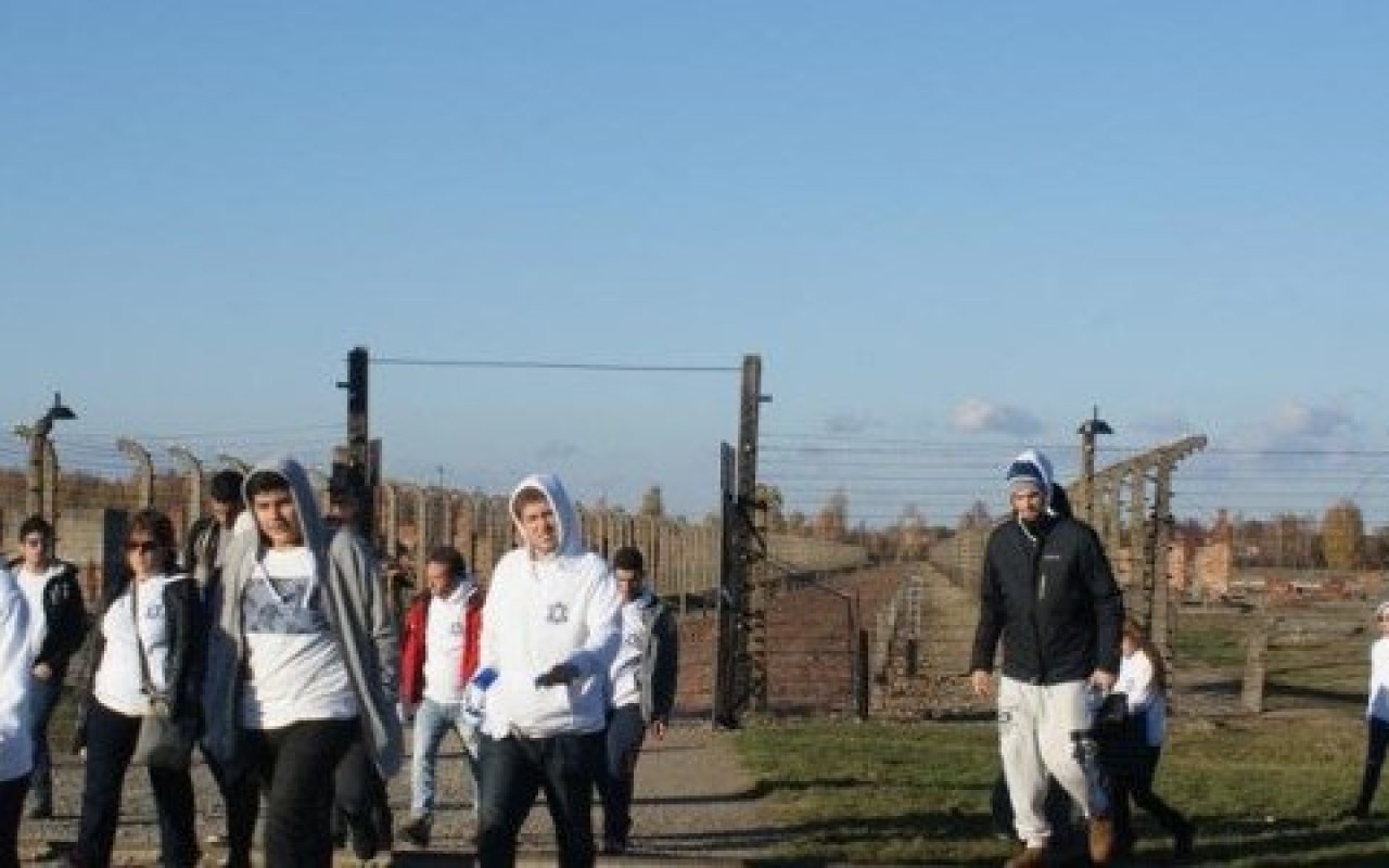 Rekordowa liczba turystów w Miejscu Pamięci Auschwitz