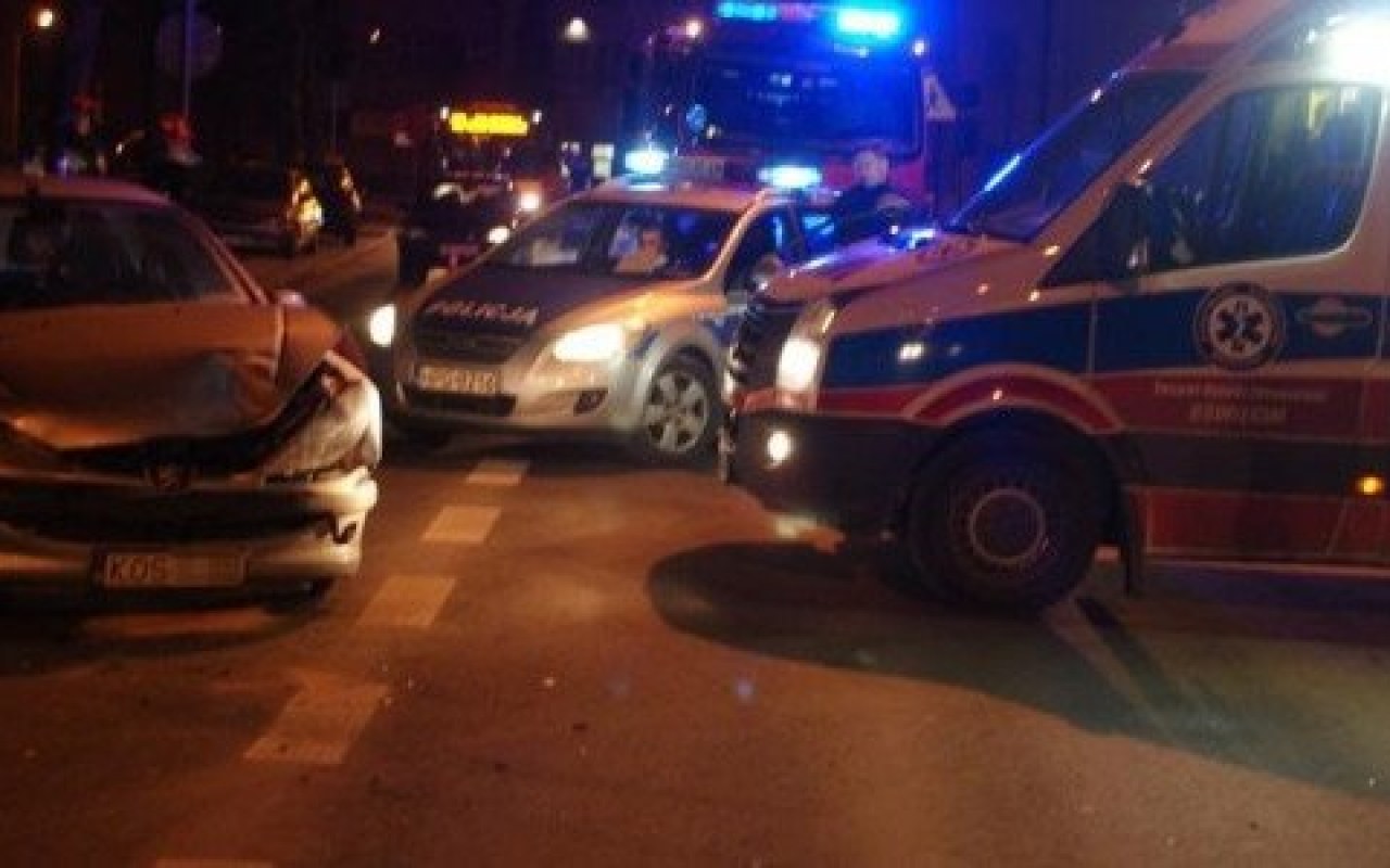 Wymusiła pierwszeństwo – cztery osoby w szpitalu