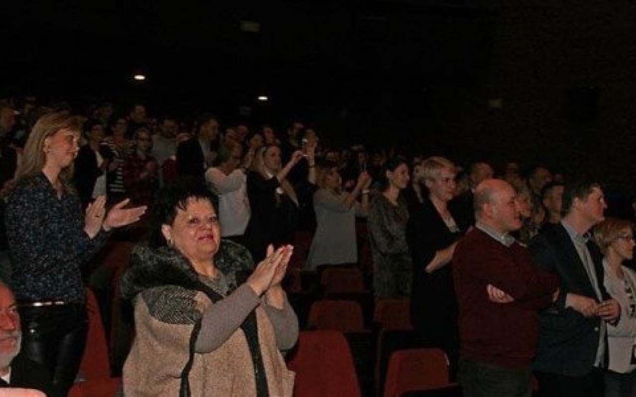Oświęcim – Auschwitz. Na styku dwóch światów – FILM, FOTO