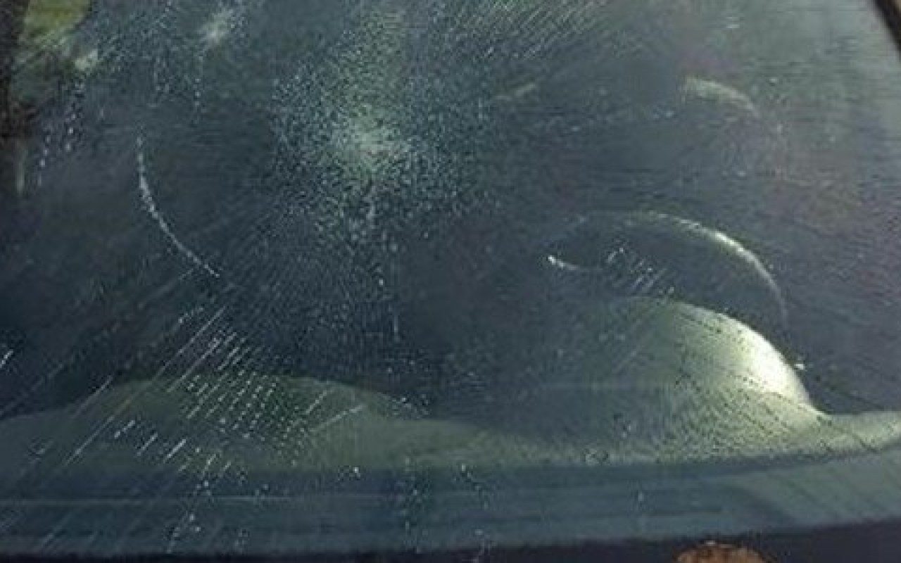 Po pijanemu uszkodził cztery samochody. Złapali go przechodnie